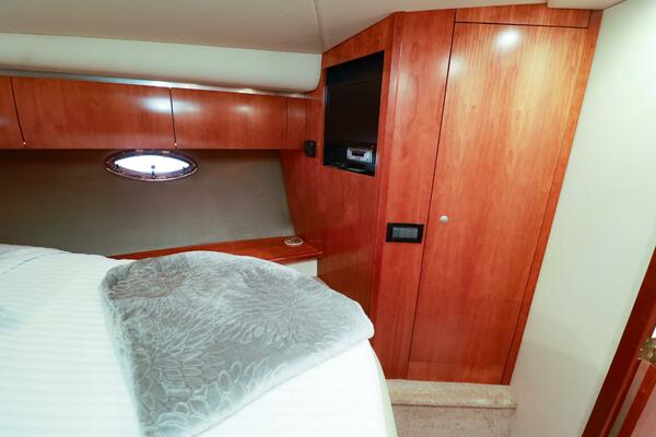 Nauti Buoy 52ft Cruisers Yacht For Sale