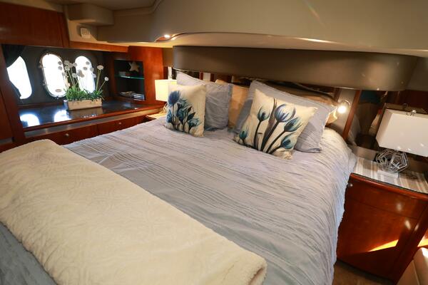 Nauti Buoy 52ft Cruisers Yacht For Sale