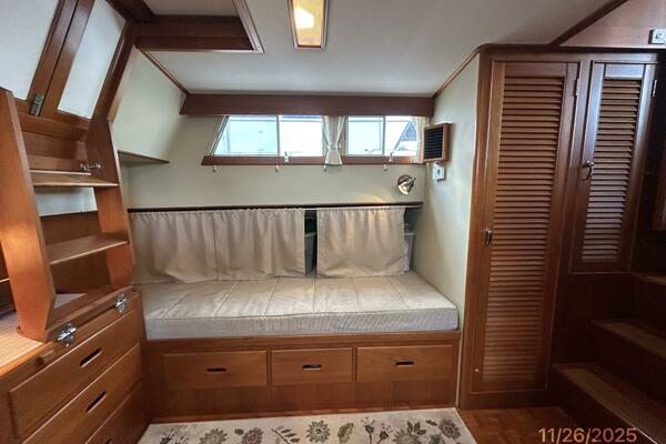 42' Grand Banks master stateroom port