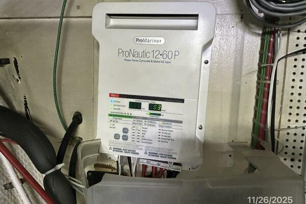 42' Grand Banks battery charger