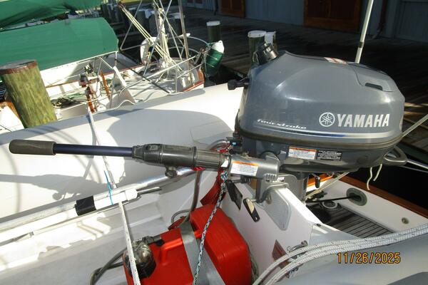 42' Grand Banks tender outboard