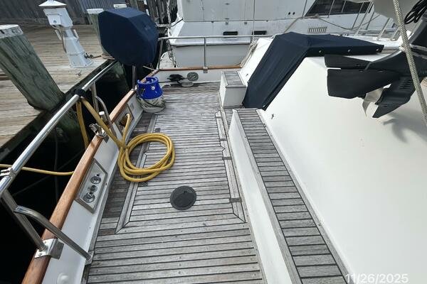 42' Grand Banks aftdeck port