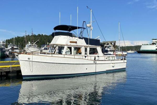 ENDEAVOR 42ft Grand Banks Yacht For Sale