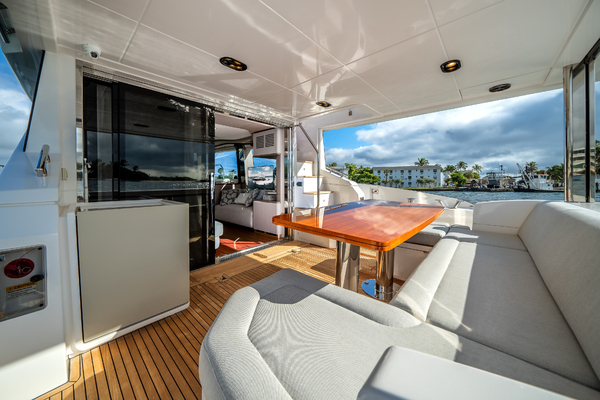 60ft Azimut Yacht For Sale