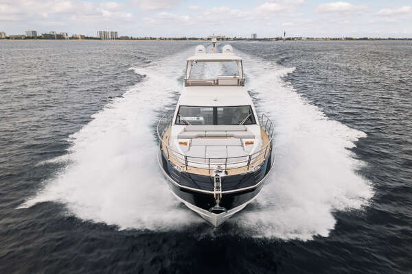 2022 Azimut 60