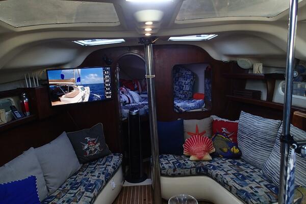 Semper Paratus 37ft Hunter Yacht For Sale