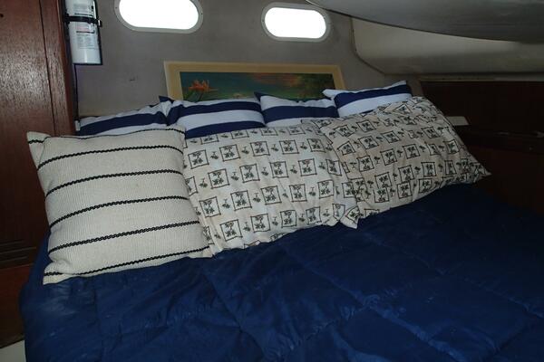 Semper Paratus 37ft Hunter Yacht For Sale