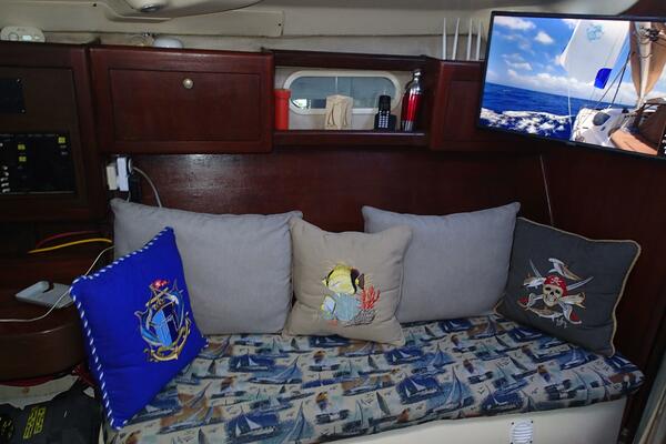 Semper Paratus 37ft Hunter Yacht For Sale