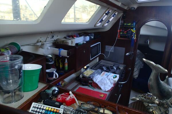 Semper Paratus 37ft Hunter Yacht For Sale