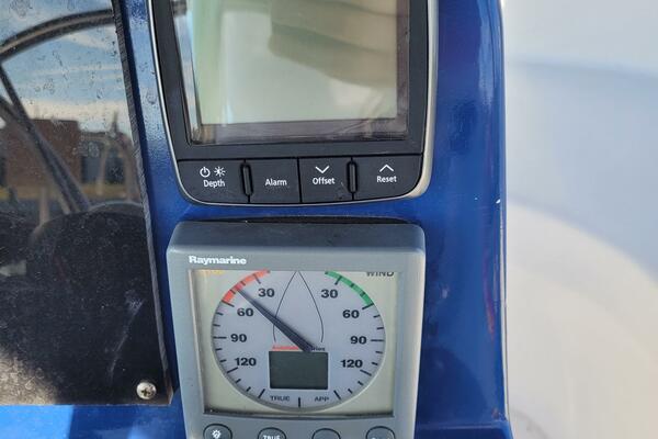 Carpe Vinum 37ft Hunter Yacht For Sale