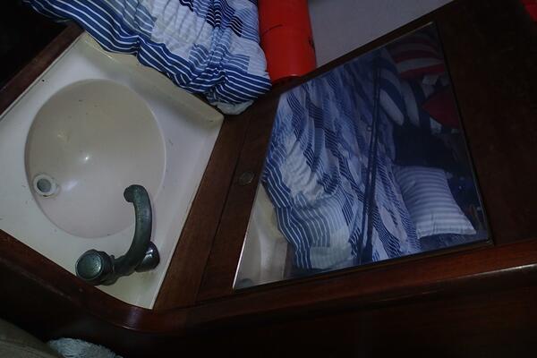 Semper Paratus 37ft Hunter Yacht For Sale