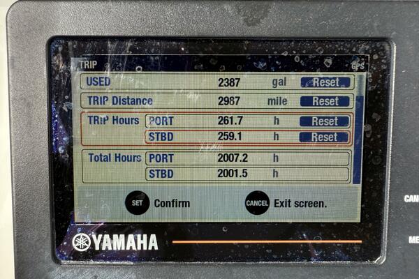 28ft Regulator Yacht For Sale