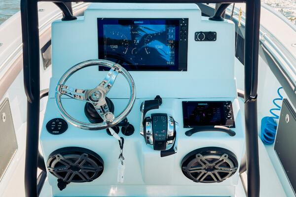 26 Hybrid 26ft Yellowfin Yacht For Sale