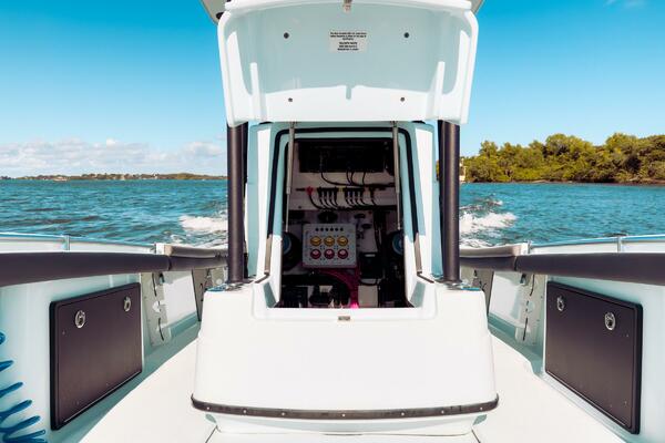 26 Hybrid 26ft Yellowfin Yacht For Sale