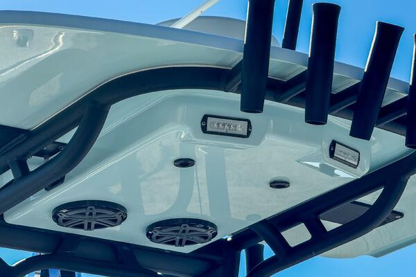 26 Hybrid 26ft Yellowfin Yacht For Sale