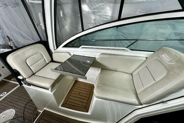 28ft Boston Whaler Yacht For Sale