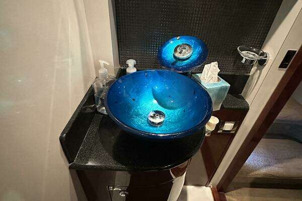 Neptunus 62 Flybridge Yacht For Sale