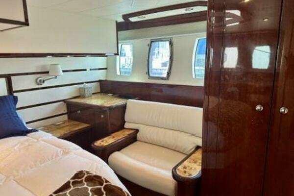 Neptunus 62 Flybridge Yacht For Sale