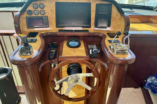 Neptunus 62 Flybridge Yacht For Sale