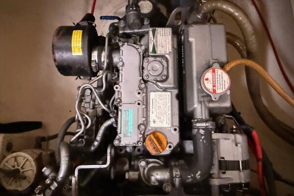 Zimbini 40ft Island Spirit Yacht For Sale