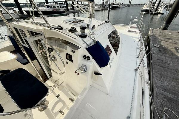 Zimbini 40ft Island Spirit Yacht For Sale