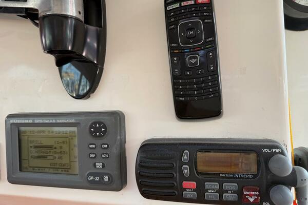 Zimbini 40ft Island Spirit Yacht For Sale