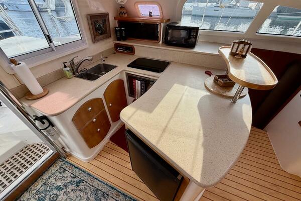 Zimbini 40ft Island Spirit Yacht For Sale