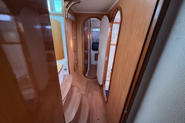 Zimbini 40ft Island Spirit Yacht For Sale