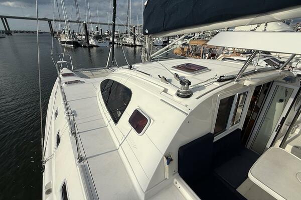 Zimbini 40ft Island Spirit Yacht For Sale