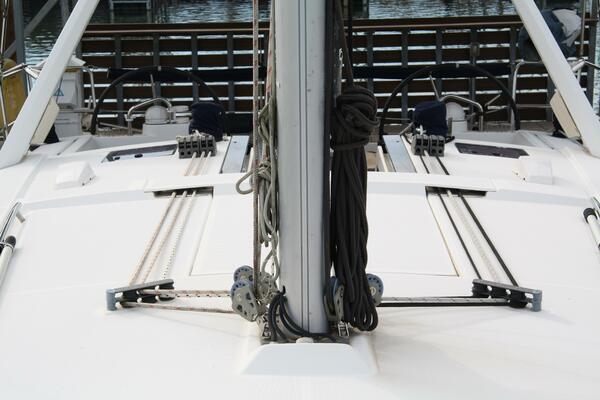 Knot On Call 41ft Beneteau Yacht For Sale