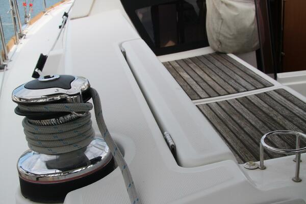 Knot On Call 41ft Beneteau Yacht For Sale