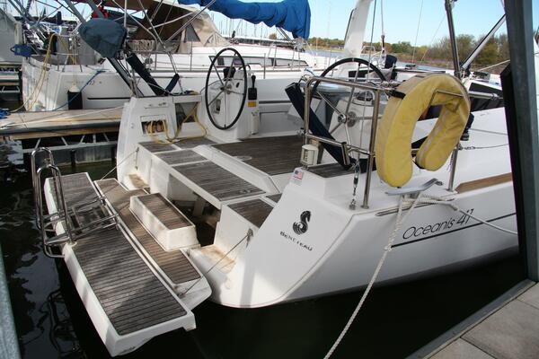 Knot On Call 41ft Beneteau Yacht For Sale