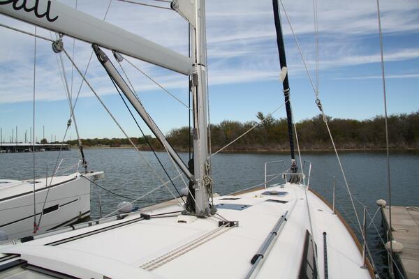 Knot On Call 41ft Beneteau Yacht For Sale