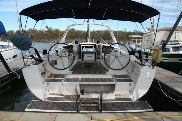 Knot On Call 41ft Beneteau Yacht For Sale