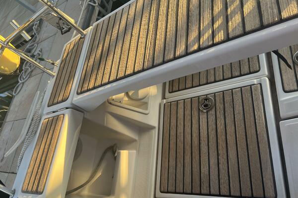 Knot On Call 41ft Beneteau Yacht For Sale