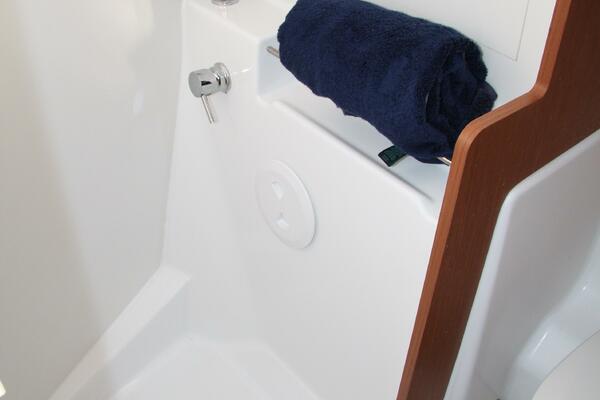 Knot On Call 41ft Beneteau Yacht For Sale