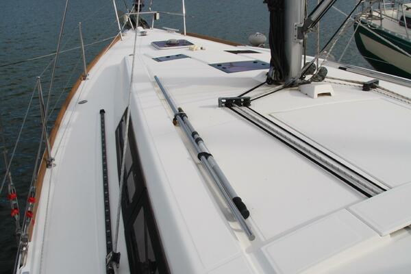 Knot On Call 41ft Beneteau Yacht For Sale