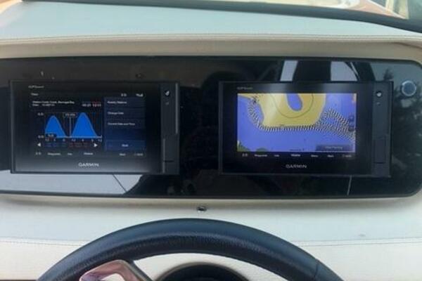 26ft Regal Yacht For Sale