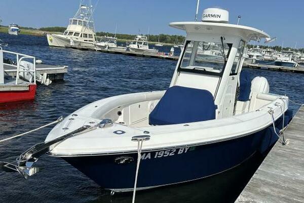 25ft Everglades Yacht For Sale