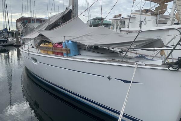 Salty Solution 42ft Jeanneau Yacht For Sale
