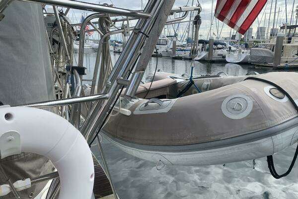 Photo of the 2007 Jeanneau 42DS "Salty Solution"