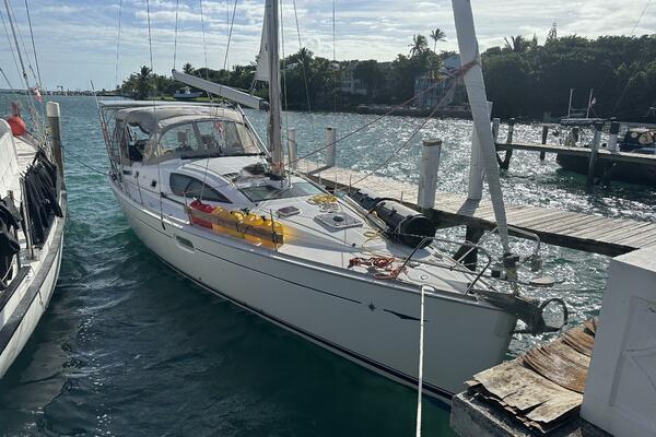 Salty Solution 42ft Jeanneau Yacht For Sale