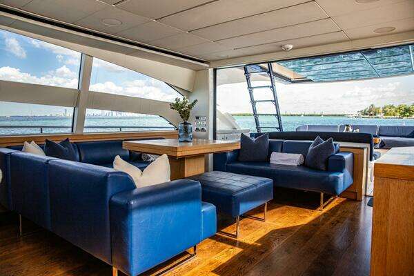 Pershing  Yacht For Sale