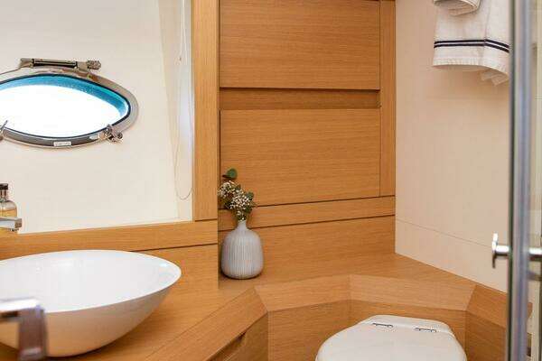 Pershing  Yacht For Sale