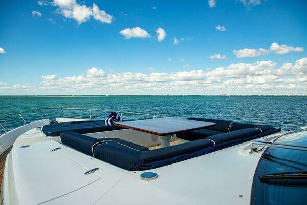 Pershing  Yacht For Sale