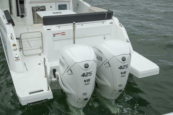 35ft Jeanneau Yacht For Sale