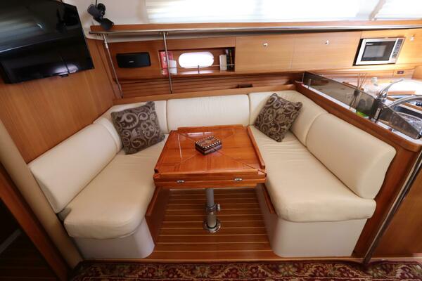 35ft Catalina Yacht For Sale