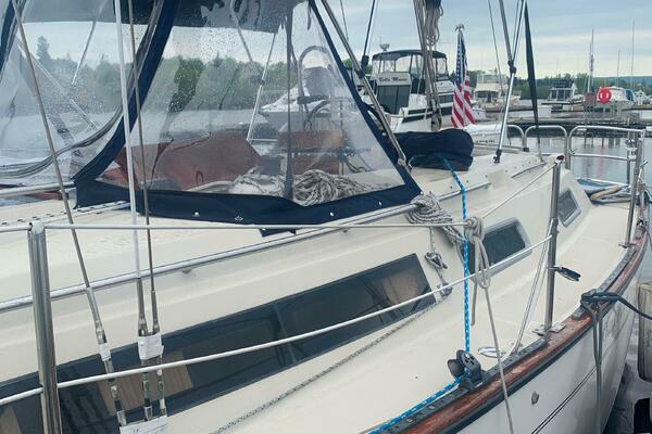 35ft S2 Yacht For Sale