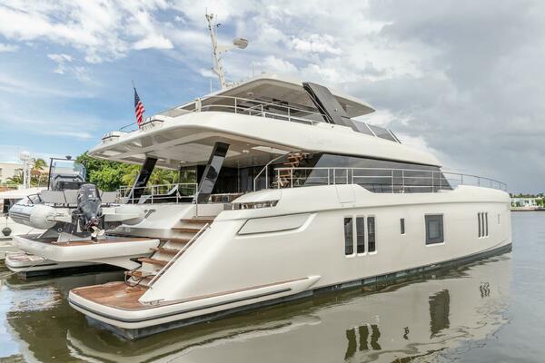 FAT CAT 80ft Sunreef Yacht For Sale