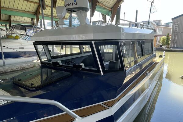 30ft Custom Yacht For Sale